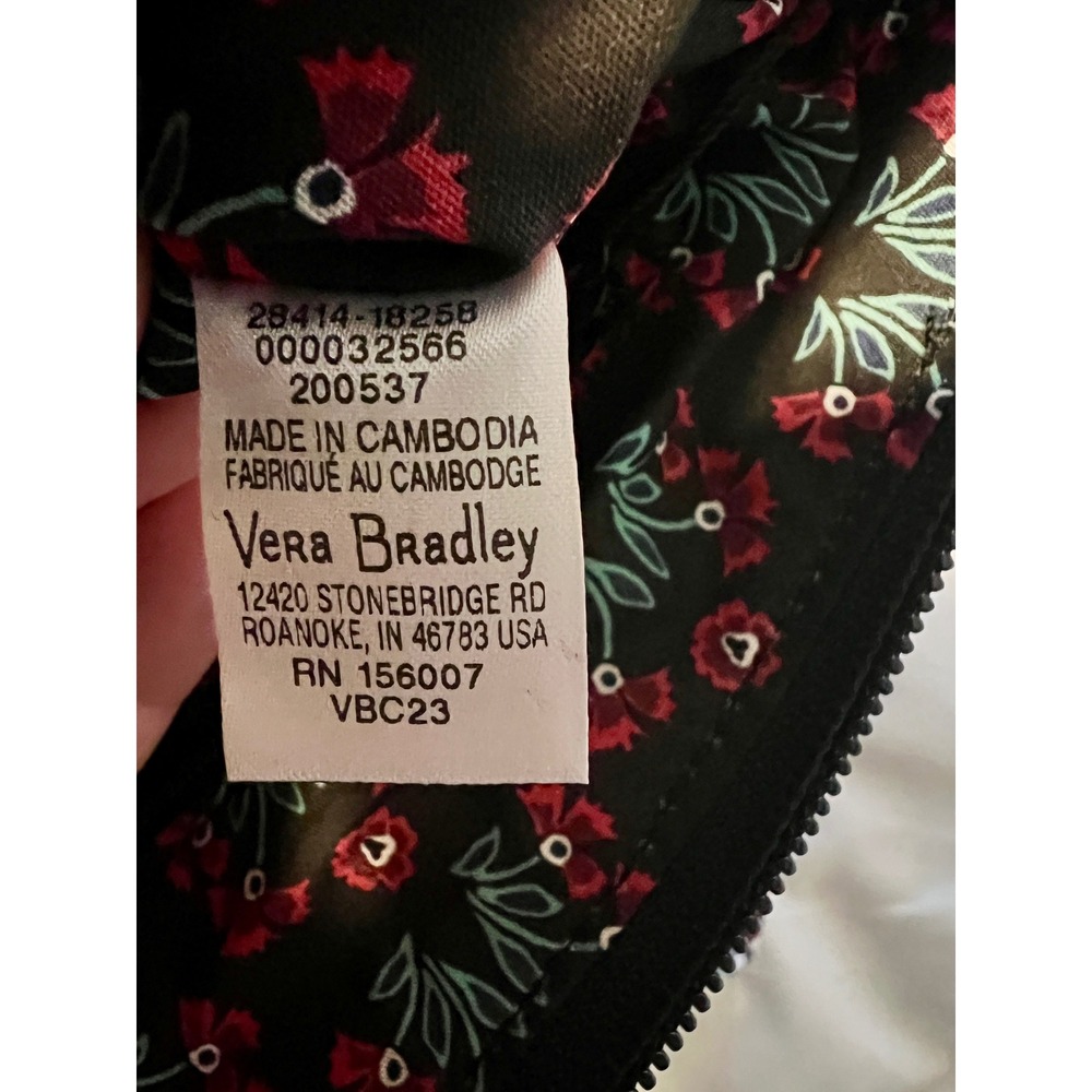 Vera Bradley NWT Floral Quilted Crossbody Shoulder Bag Petite Purse Black Blue - Picture 9 of 9